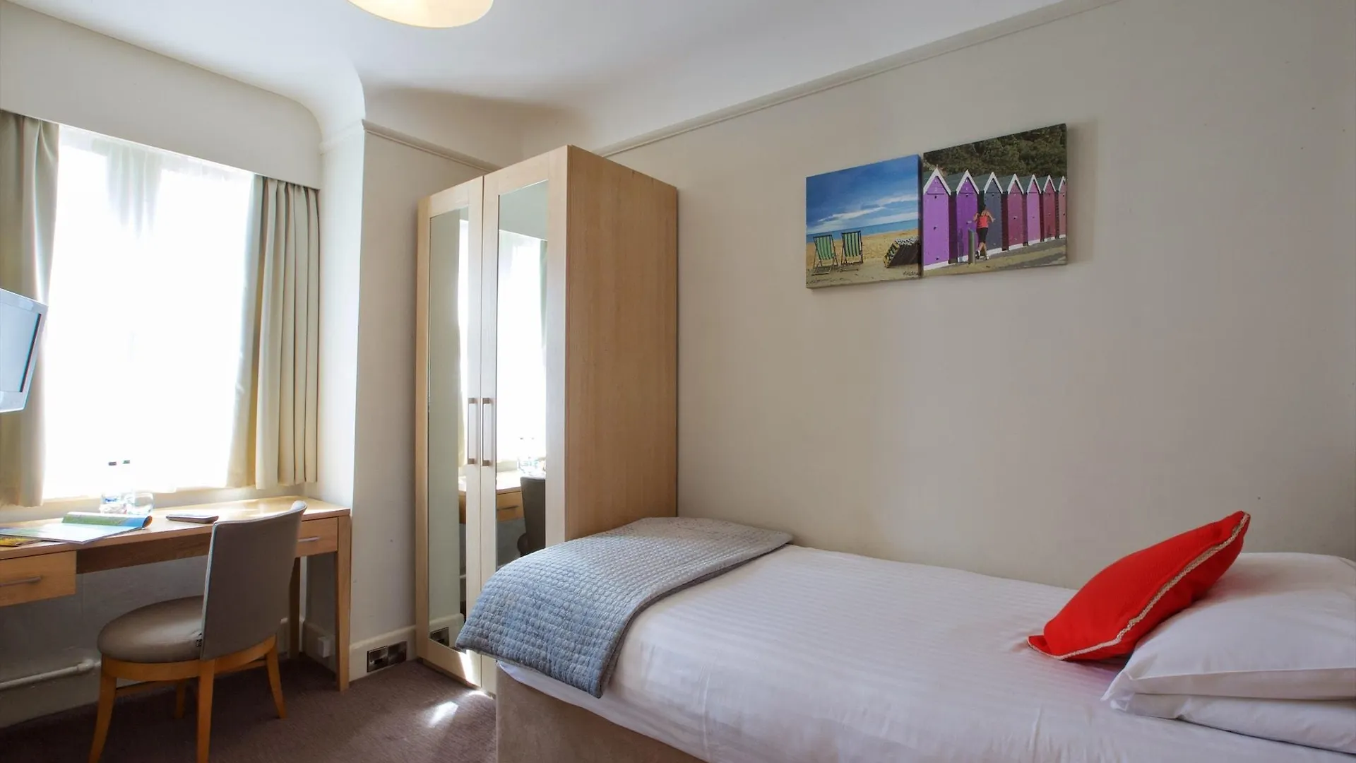 ***  Bournemouth East Cliff Hotel, Sure Hotel Collection By BW United Kingdom